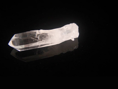 Colombian Blue Mist Quartz with Devic Facets - 30g High Clarity