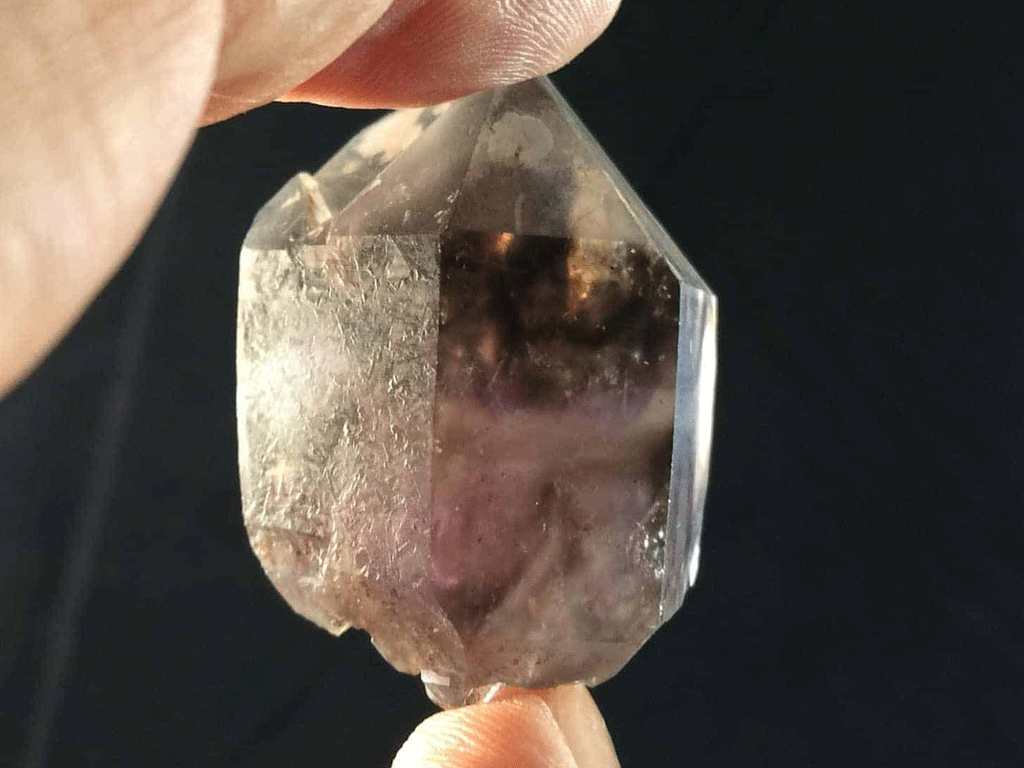 Brandberg Amethyst Smoky Skeletal Single Point 004